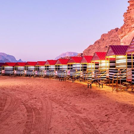 Rainbow Camp Hotel Wadi Rum Ngoại thất bức ảnh