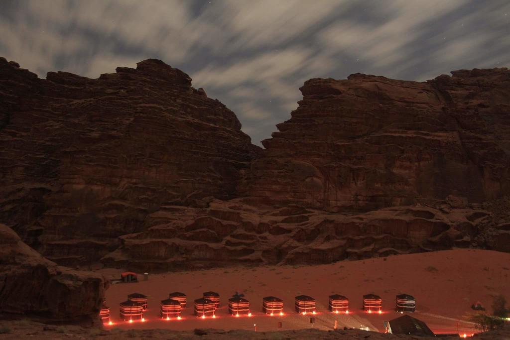 Rainbow Camp Hotel Wadi Rum Ngoại thất bức ảnh