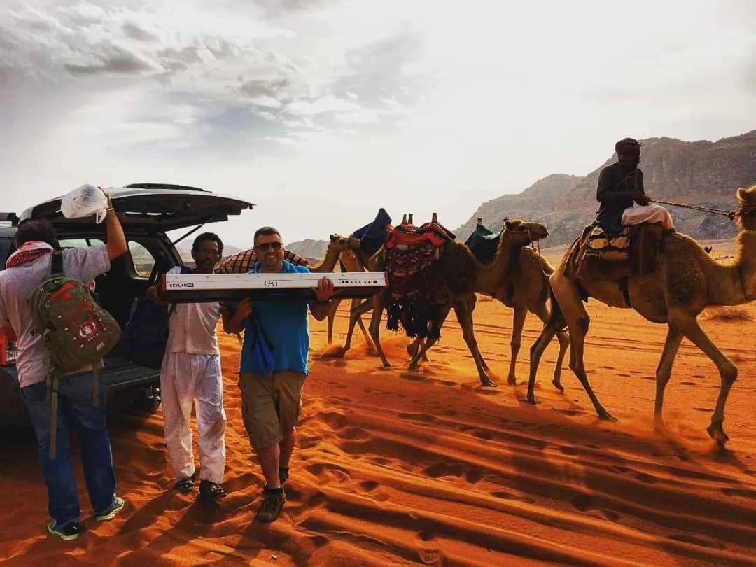 Rainbow Camp Hotel Wadi Rum Ngoại thất bức ảnh