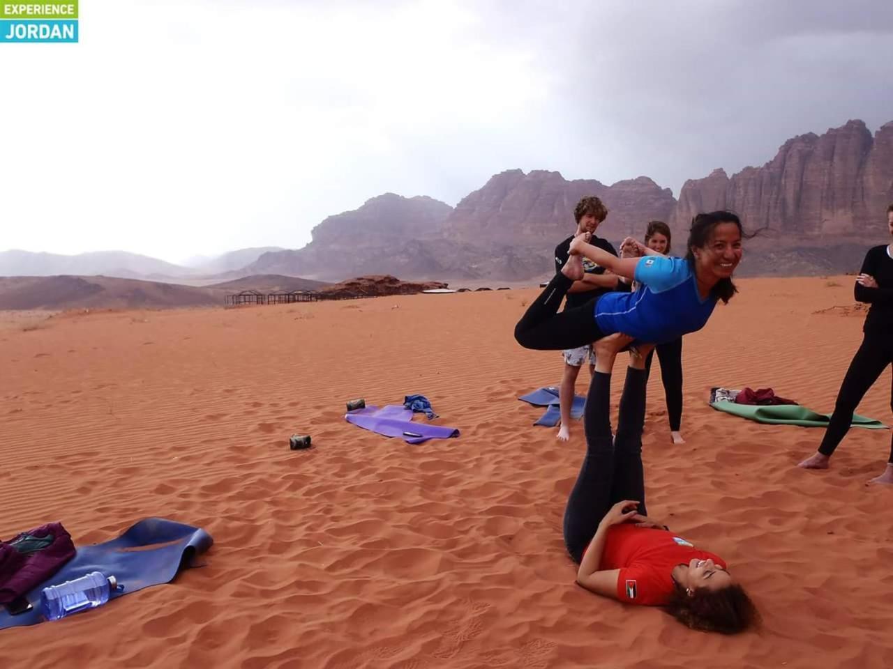 Rainbow Camp Hotel Wadi Rum Ngoại thất bức ảnh