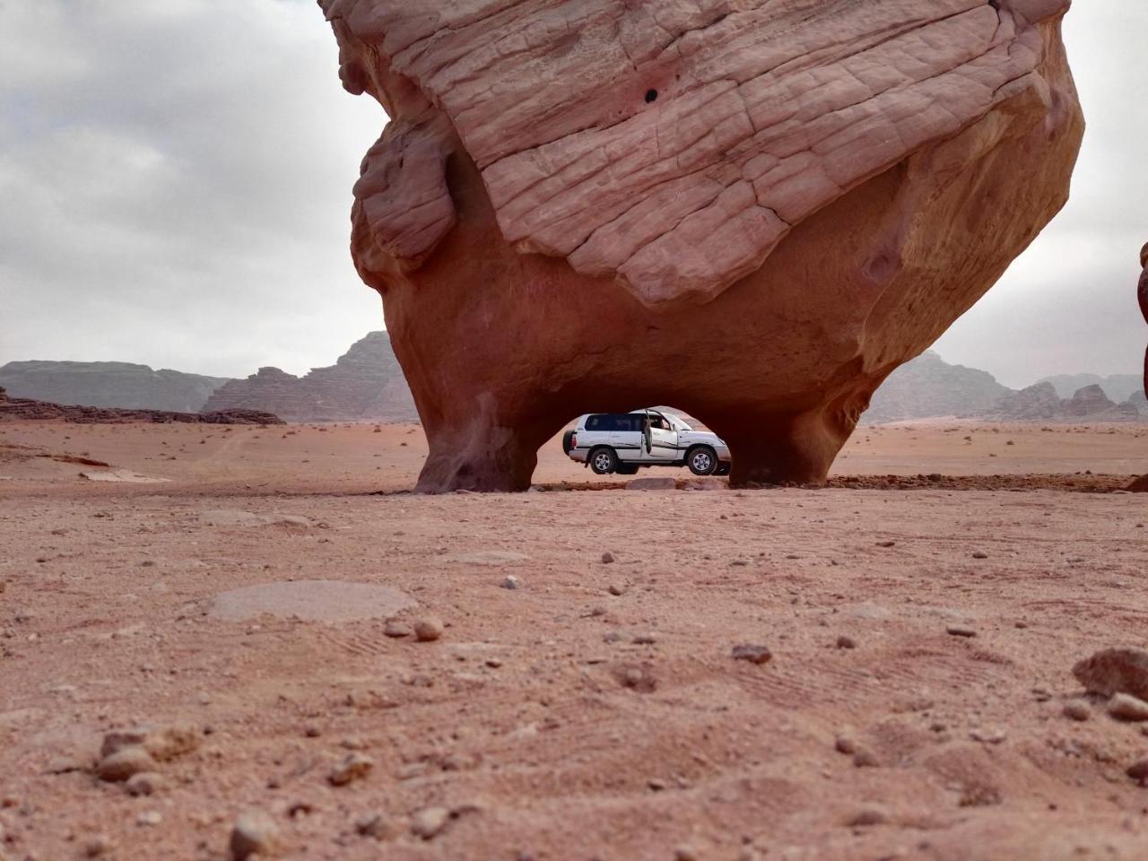 Rainbow Camp Hotel Wadi Rum Ngoại thất bức ảnh