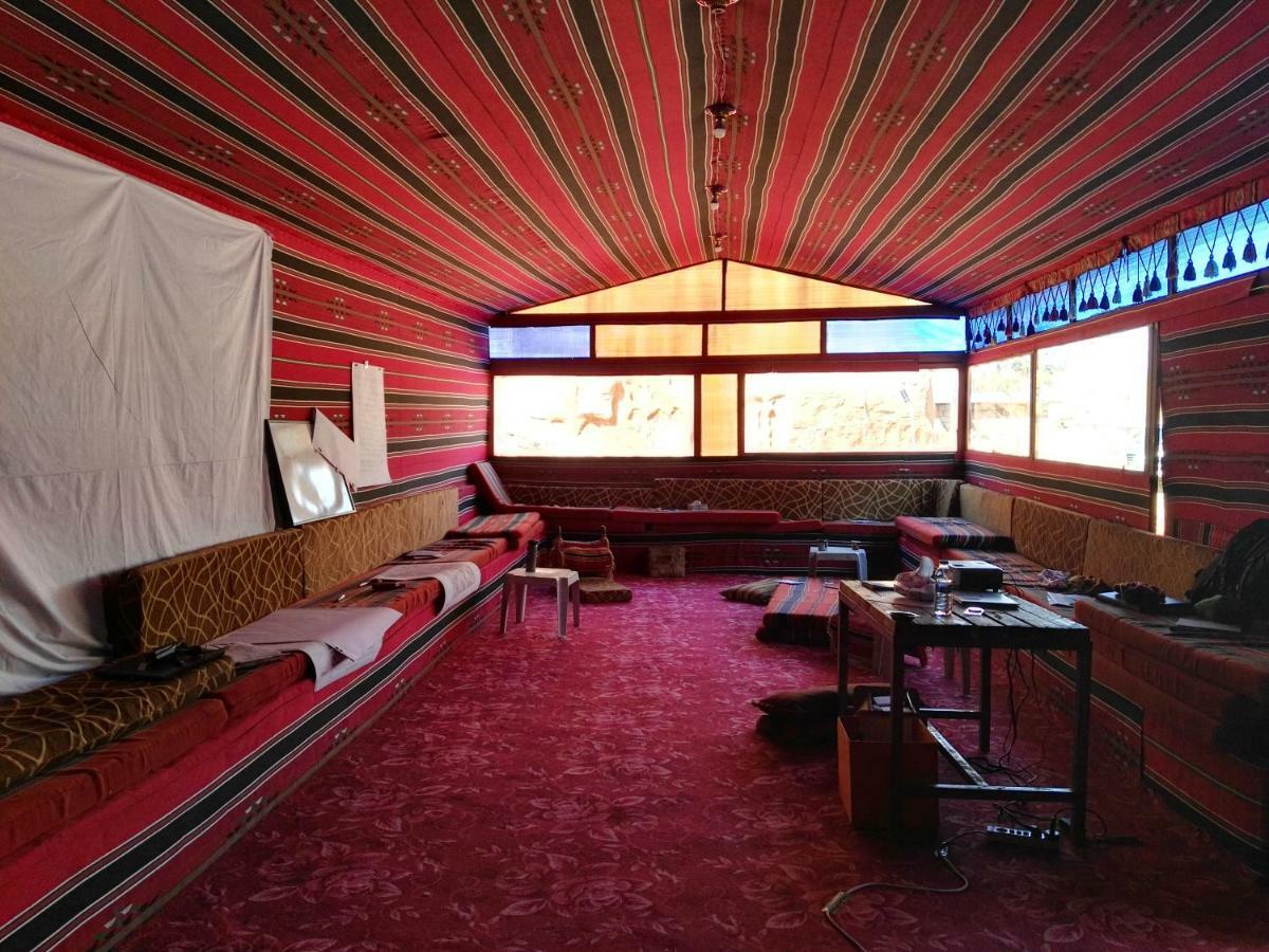 Rainbow Camp Hotel Wadi Rum Ngoại thất bức ảnh