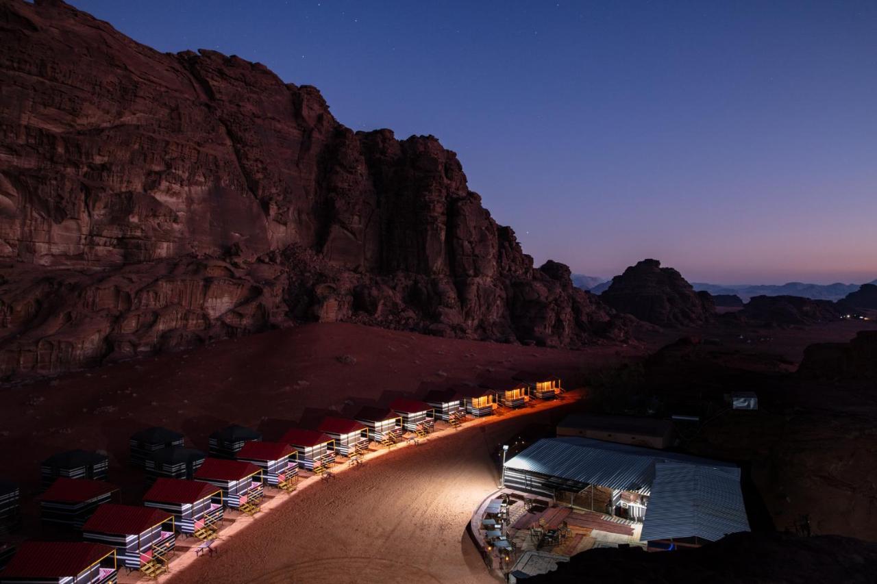 Rainbow Camp Hotel Wadi Rum Ngoại thất bức ảnh