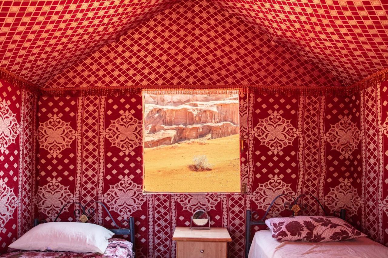Rainbow Camp Hotel Wadi Rum Ngoại thất bức ảnh