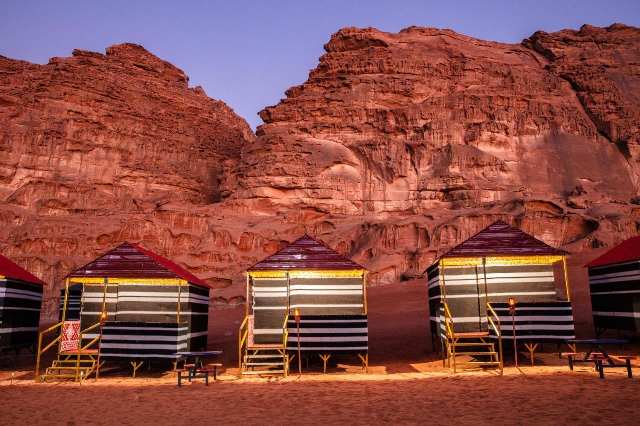 Rainbow Camp Hotel Wadi Rum Ngoại thất bức ảnh