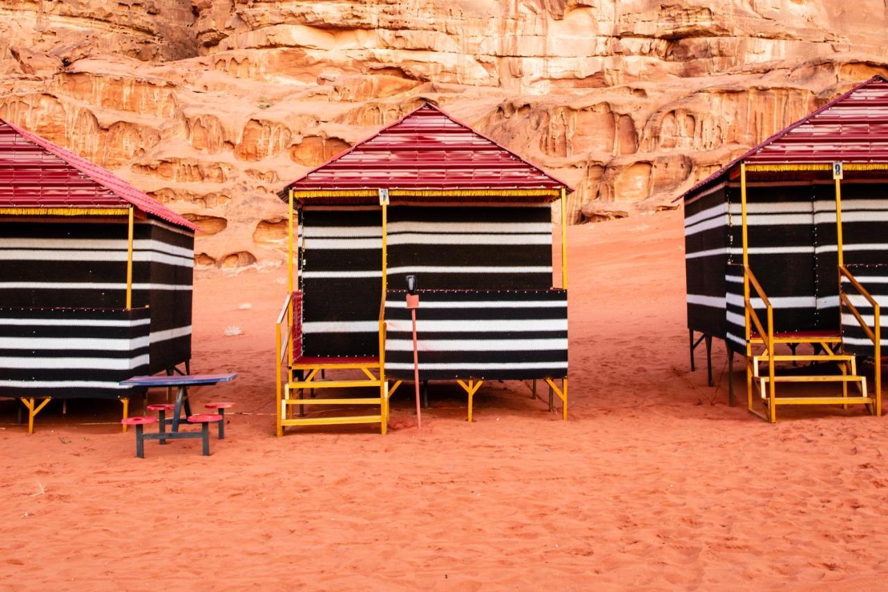 Rainbow Camp Hotel Wadi Rum Ngoại thất bức ảnh