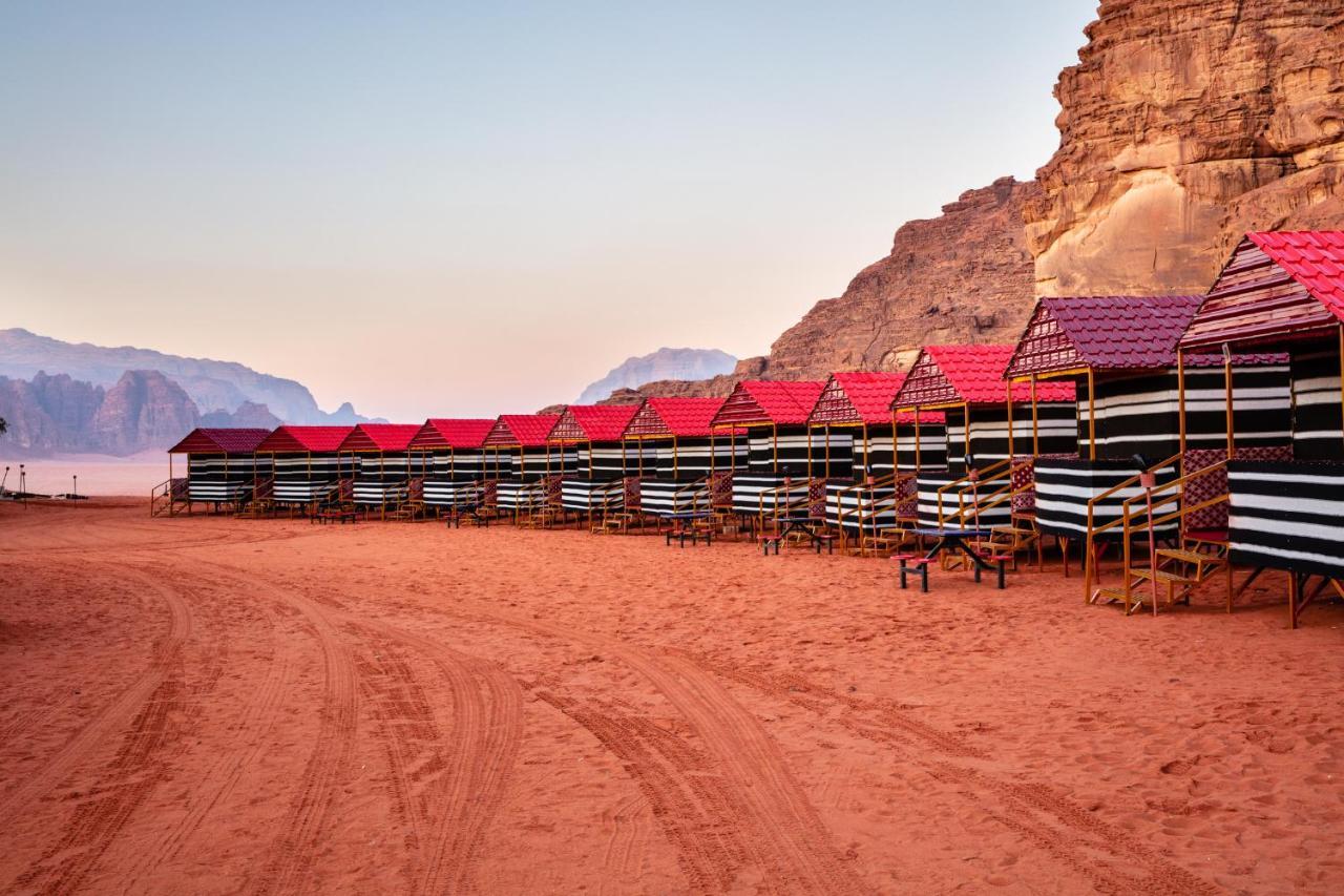 Rainbow Camp Hotel Wadi Rum Ngoại thất bức ảnh
